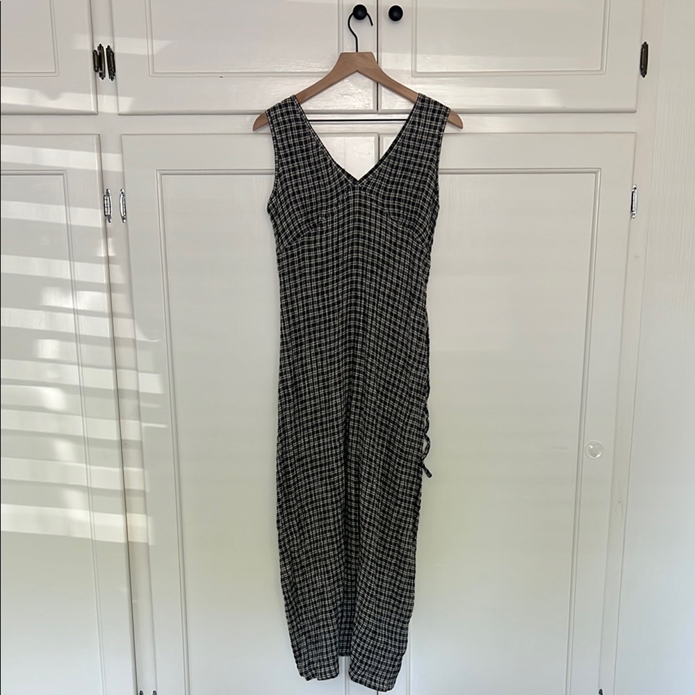 NWOT Afends Black and White V-Neck Sheath Maxi Dress